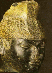 Esc, VII, DIN XXV, Retrato de Taharqa, Faran nubio, Tebas.  M. Egipcio, El Cairo, 690-694