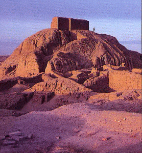 Arq, XXI, Ciudad y Zigurat de Nipur, 2004 aC.