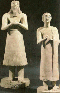 Esc, XXVII aC., Acadios, Protodinstico, Estatuas de fieles, Templo Cuadrado del Dios Abu, M. Nacional, Bagdad, Irak