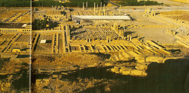Arq, VI-V, Perspolis, Palacio de Daro I, fundador de la dinasta aquemnida, ruinas