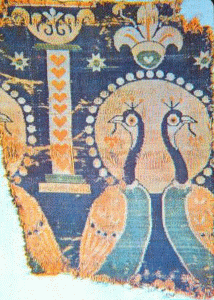 Pin, IV aC., Pieza textil sasnida